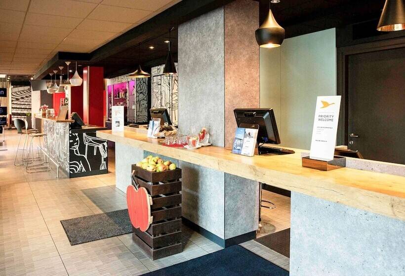 酒店 Ibis Poznan Stare Miasto