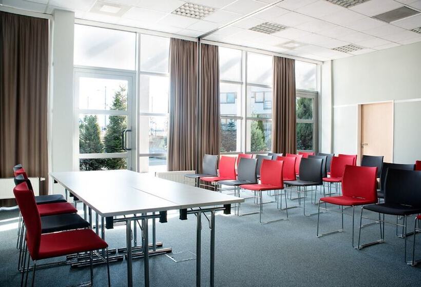 酒店 Ibis Poznan Stare Miasto