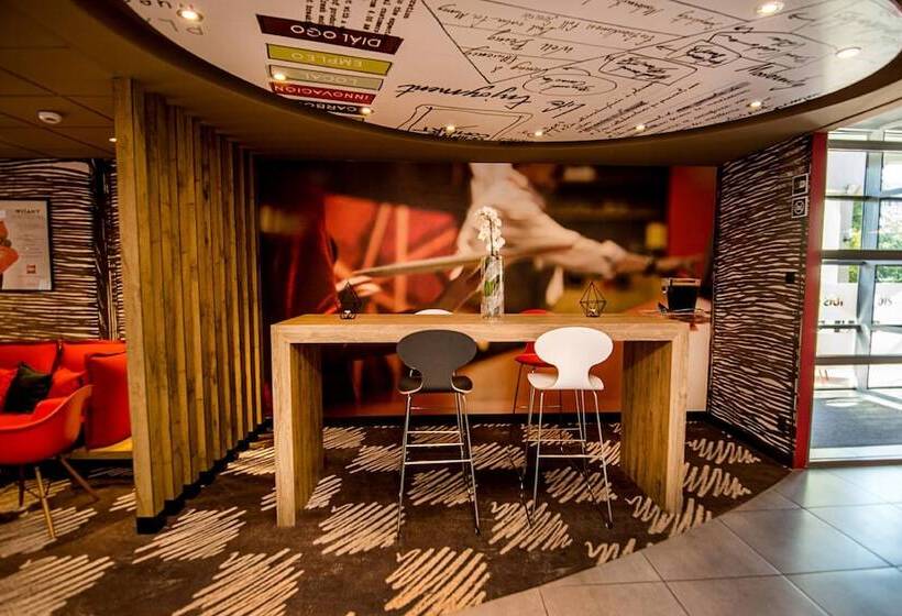 酒店 Ibis Poznan Stare Miasto