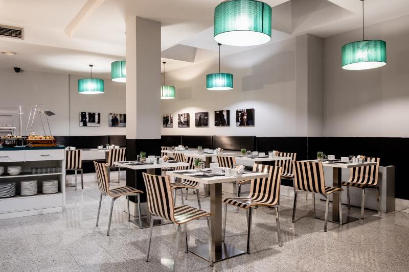 فندق Ikonik Plaza Mercado