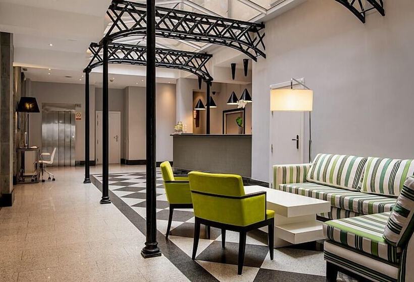 فندق Ikonik Plaza Mercado