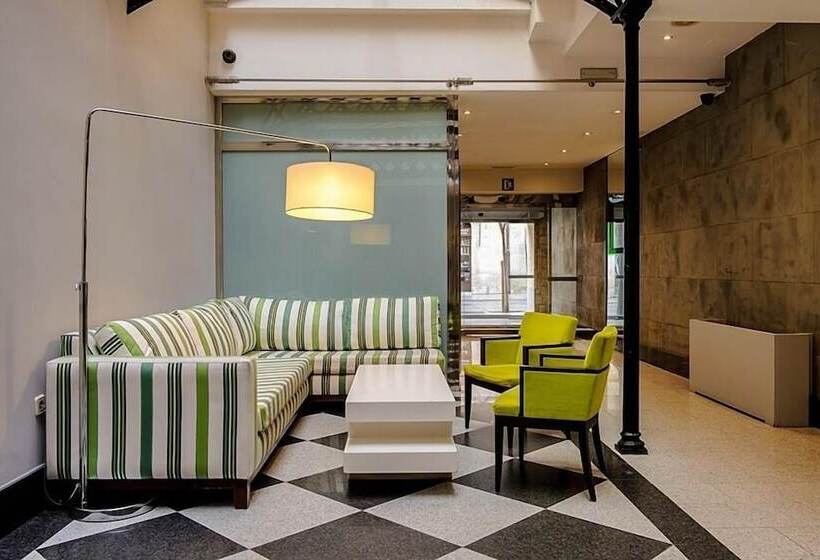 فندق Ikonik Plaza Mercado