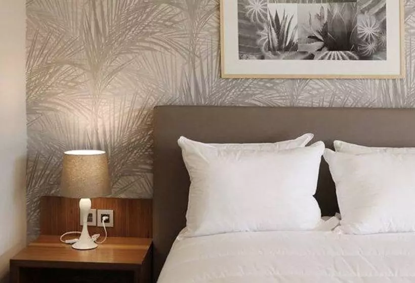 בית מלון כפרי Kenzi Rose Garden