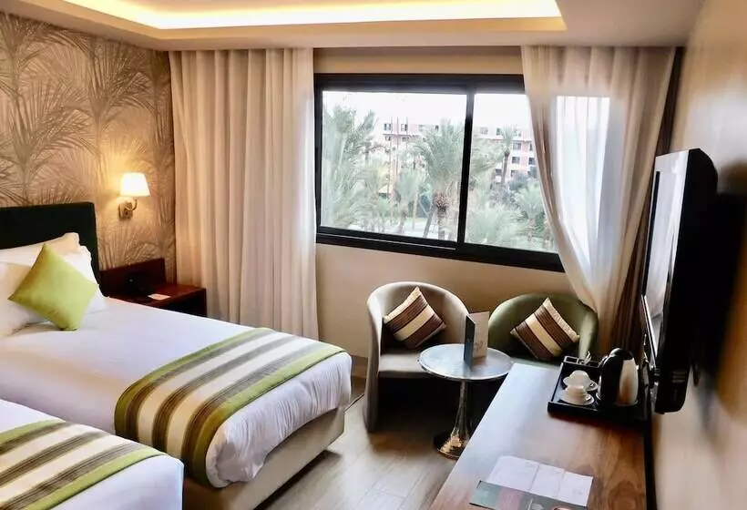 בית מלון כפרי Kenzi Rose Garden