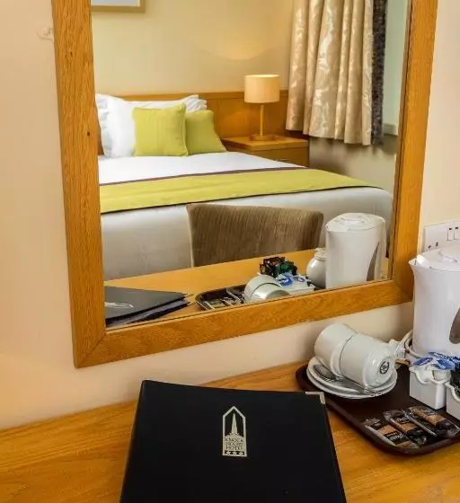 Отель Knock House