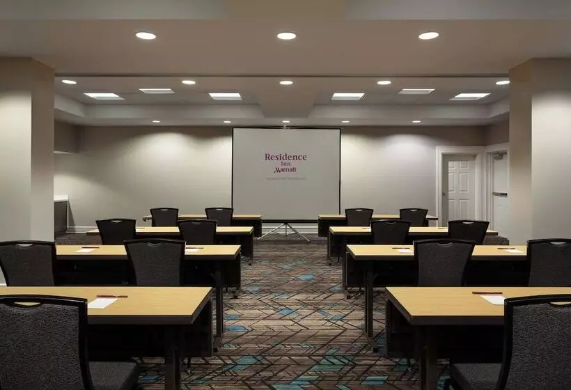 هتل Residence Inn By Marriott Orlando At Seaworld