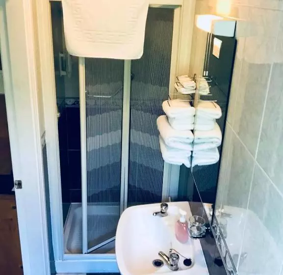 هتل San Antonio Guesthouse