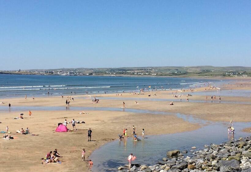 فندق Shamrock Inn