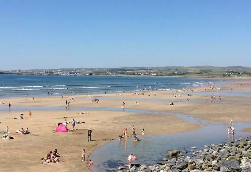 ホテル Shamrock Inn