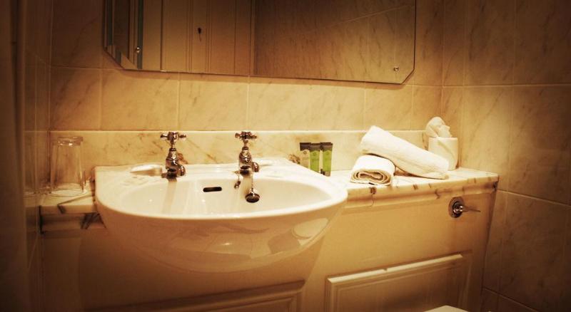 ホテル Tralee Benners