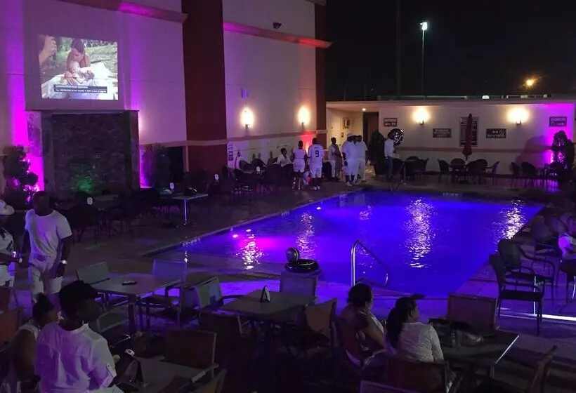 Lux Hotel & Spa, Trademark Collection By Wyndham