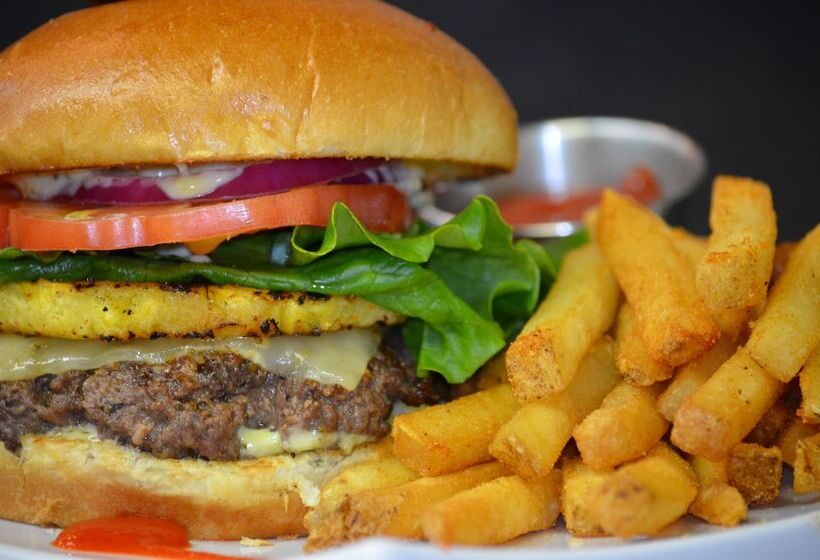 Lux Hotel & Spa, Trademark Collection By Wyndham