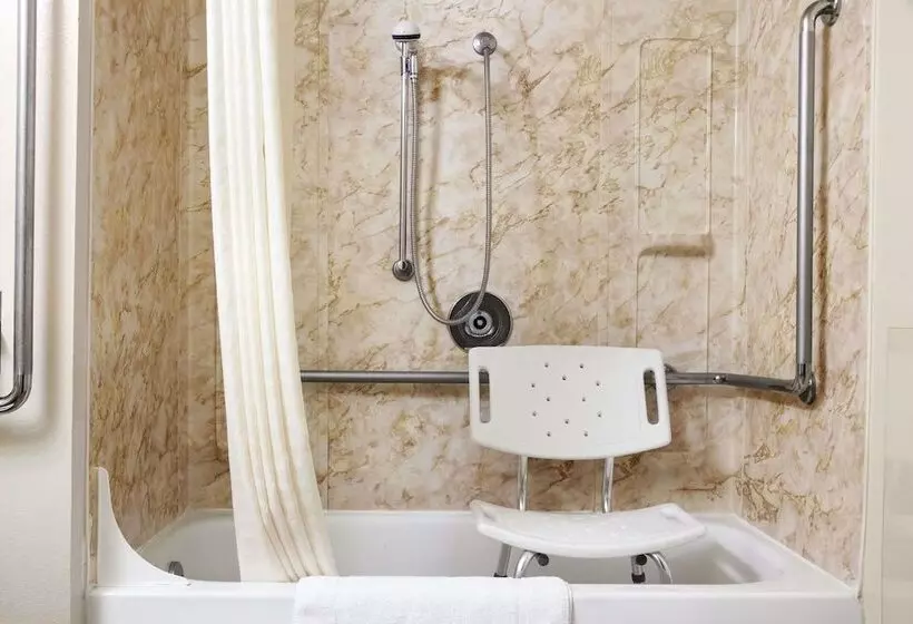 מוטל Super 8 By Wyndham Idaho Falls