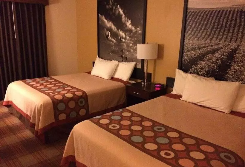 מוטל Super 8 By Wyndham Idaho Falls