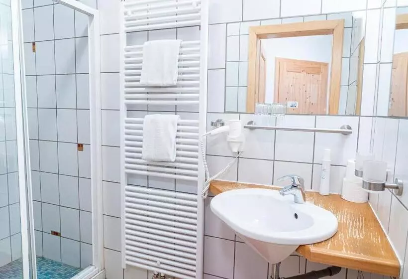 Retkeilymaja Gasthof Diewald