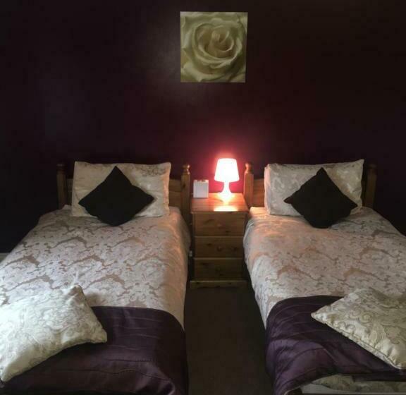 旅馆 The Duke Of Edinburgh Inn