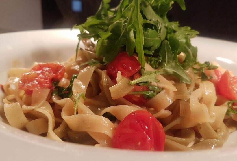 فندق صغير The Poltimore Inn