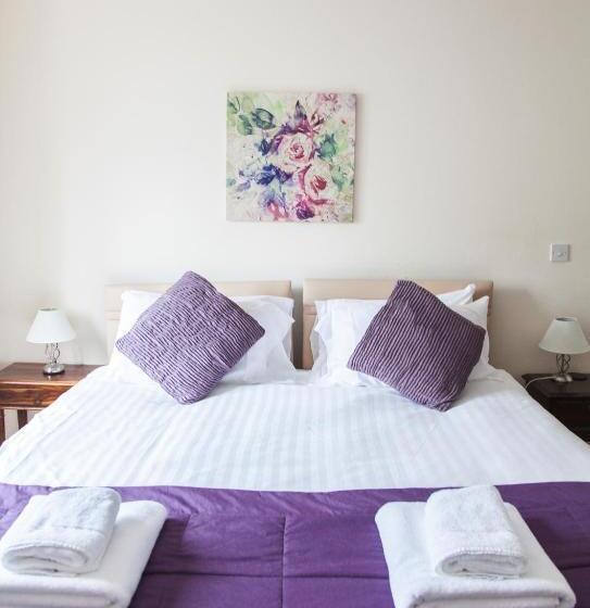 فندق صغير The Poltimore Inn