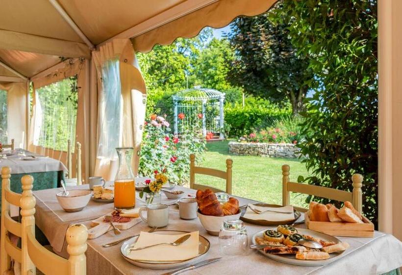 مبيت وإفطار Holiday Prato Verde