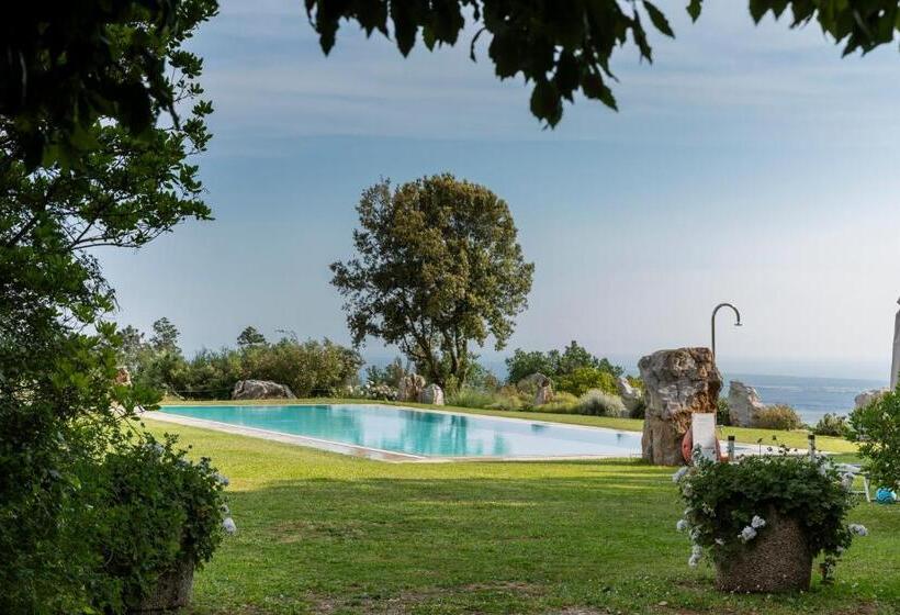 مبيت وإفطار Holiday Prato Verde