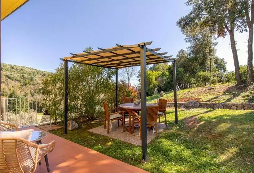 Aamiaismajoitus (B&B) Holiday Prato Verde