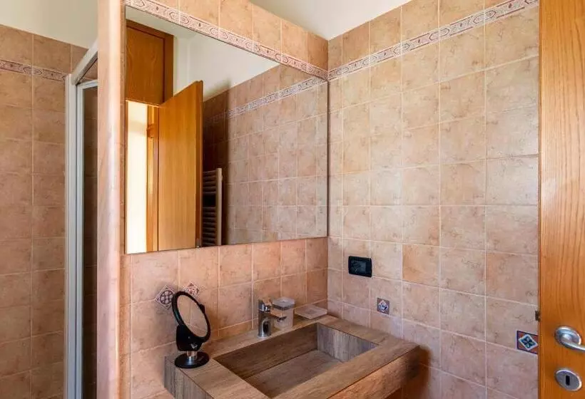 Aamiaismajoitus (B&B) Holiday Prato Verde