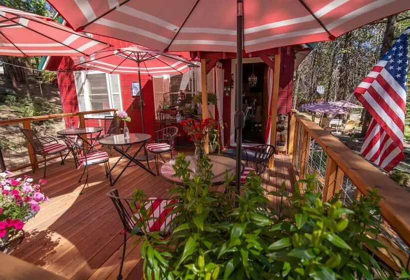 Aamiaismajoitus (B&B) Elliott House Boutique Inn