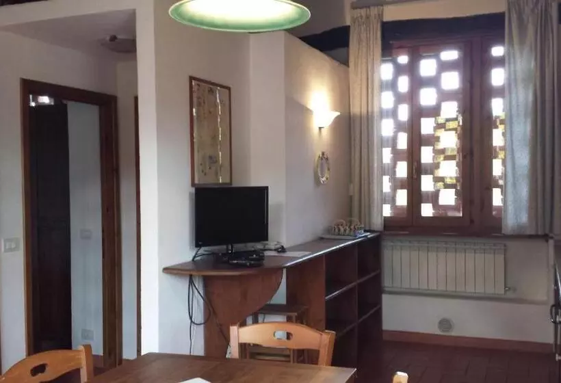 ホテル Agriturismo Castello Di Querceto