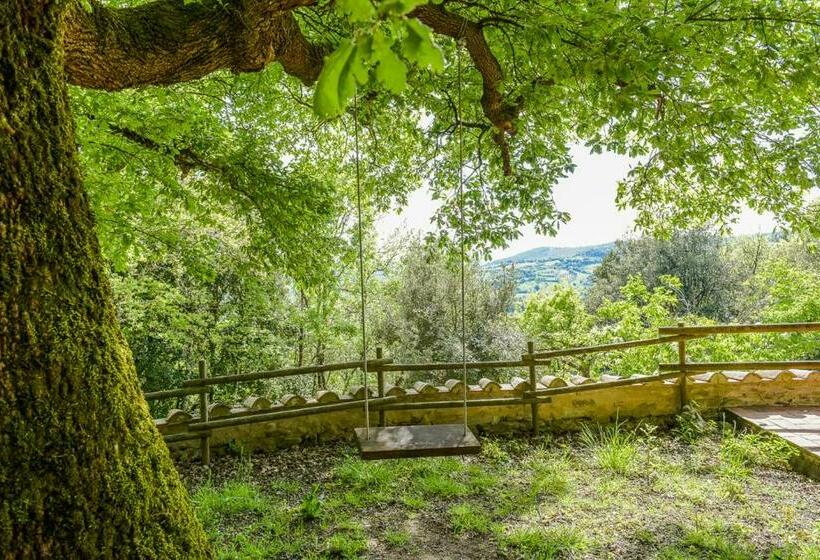 ホテル Agriturismo Antico Borgo Montacuto