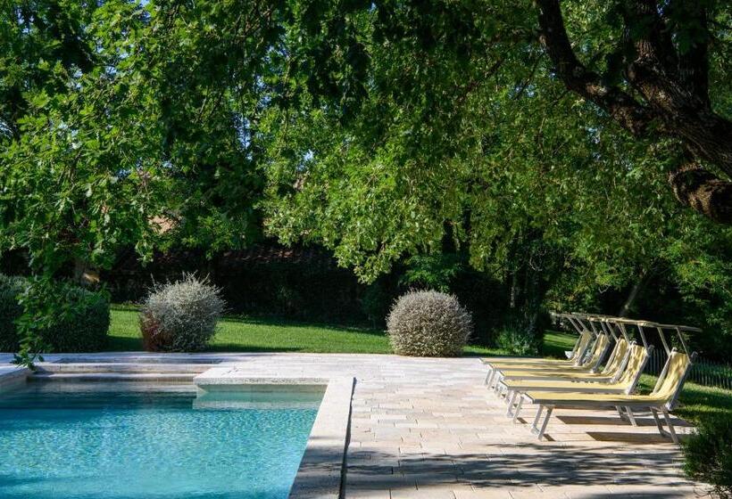 ホテル Tenuta del Fontino