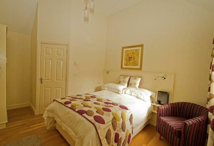 צימר Meals Farm   Courtyard Room