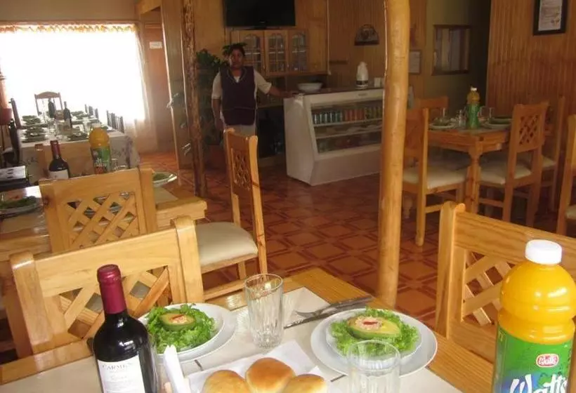 ペンション Hostal Marianela