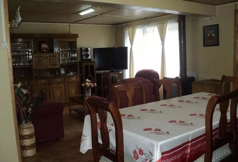 ペンション Hostal Marianela