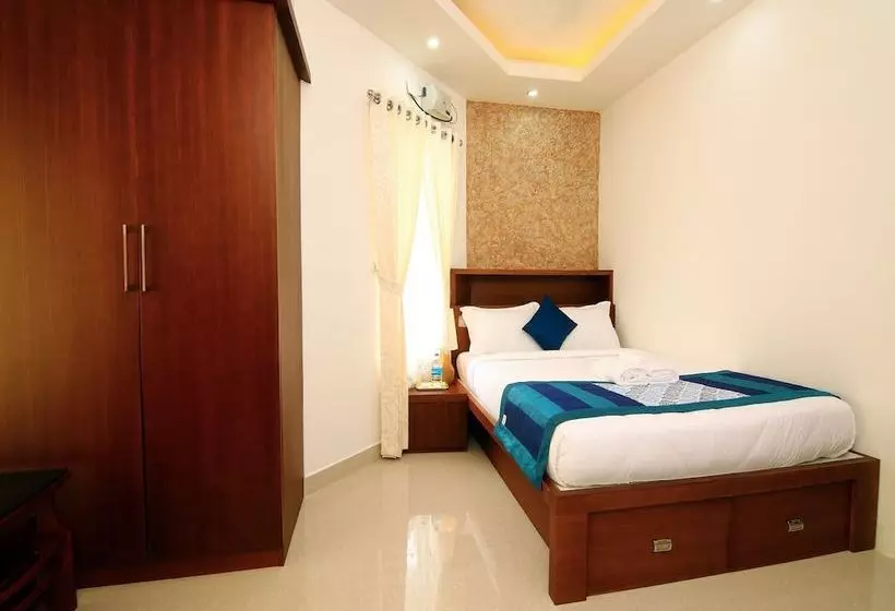 Hotelli Captains Cabin Backwater Resort