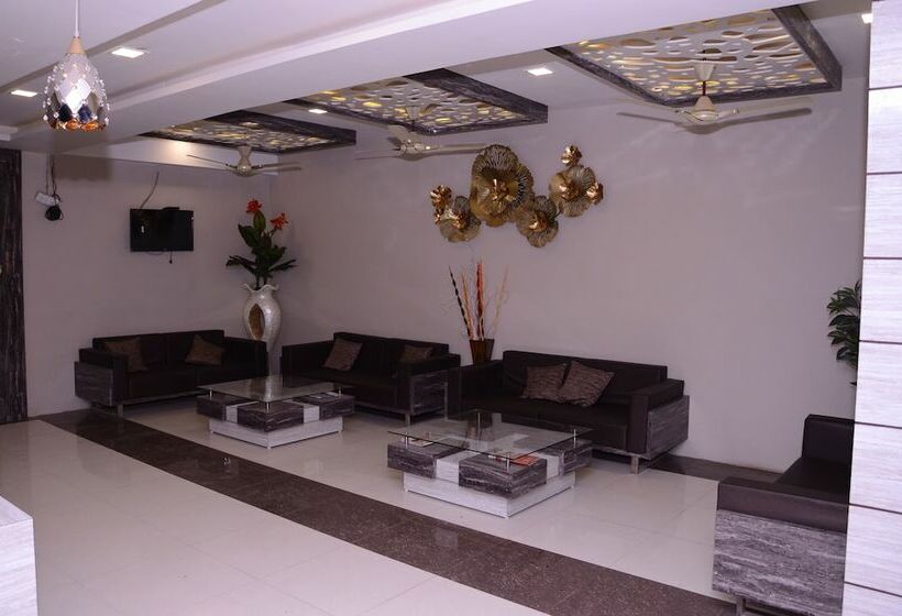 فندق Grand Shivam