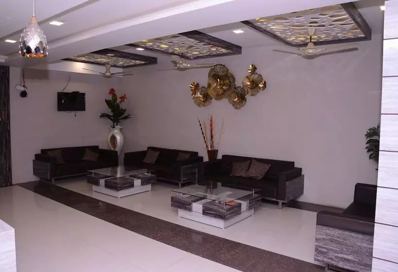 Hotelli Grand Shivam