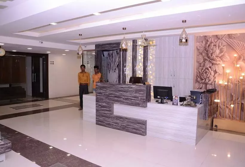 Hotelli Grand Shivam