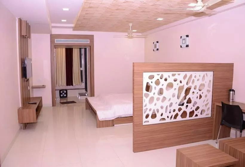 Hotelli Grand Shivam