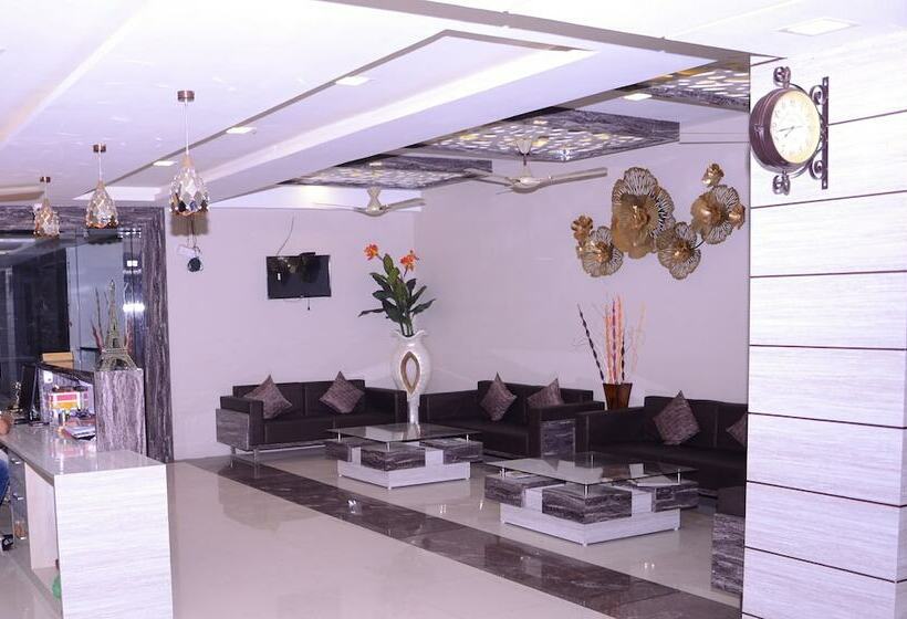 فندق Grand Shivam