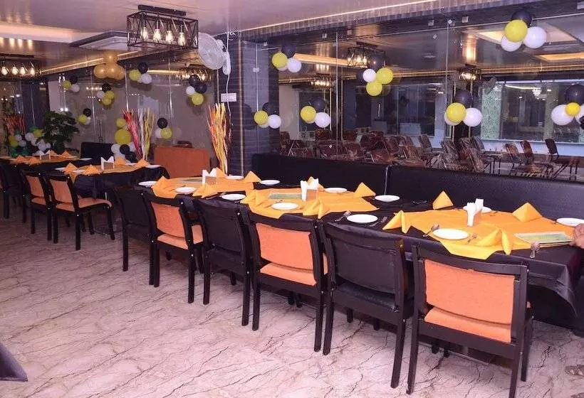 Hotelli Grand Shivam