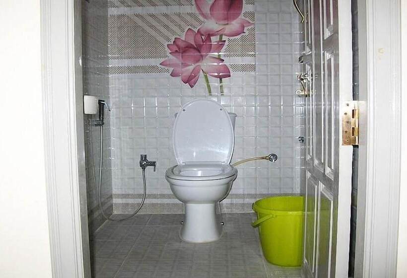 فندق Pujitha Residency