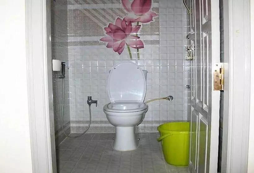 ホテル Pujitha Residency