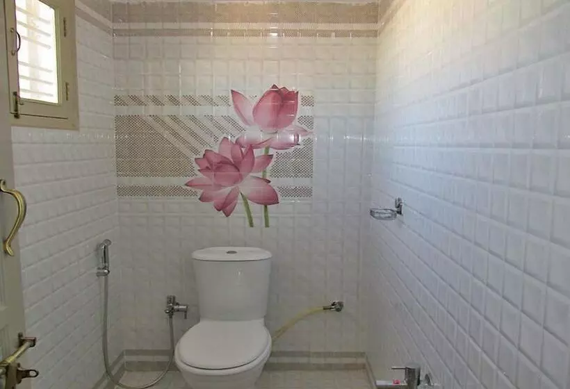 ホテル Pujitha Residency