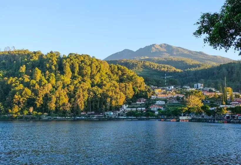 Hotelli Telaga Mas International