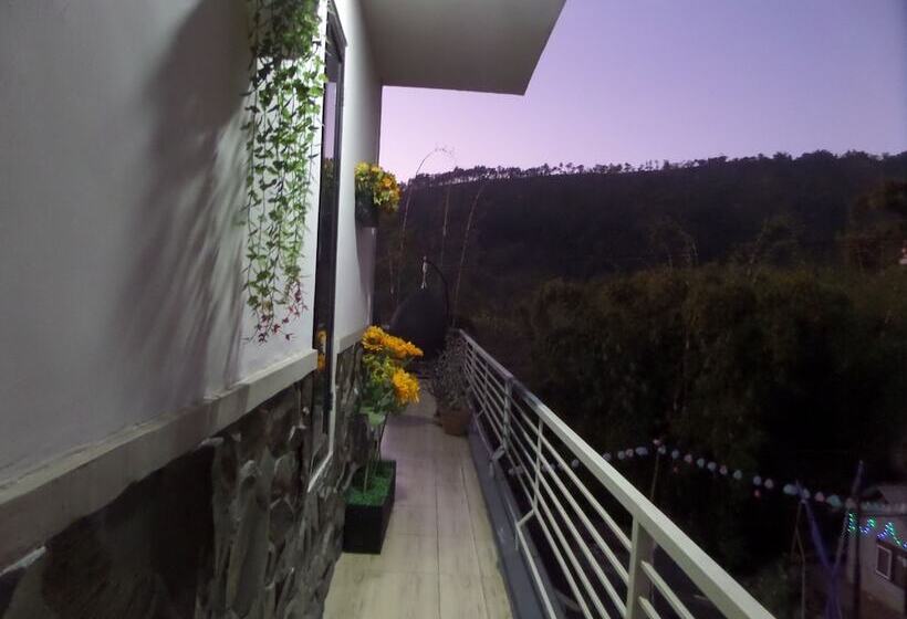 펜션 Rumah Singgah Brm