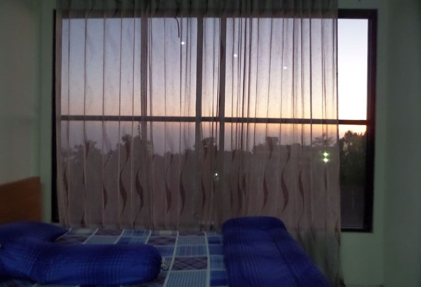 펜션 Rumah Singgah Brm