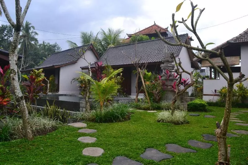 تختخواب و صبحانه Buda Cottage Ubud