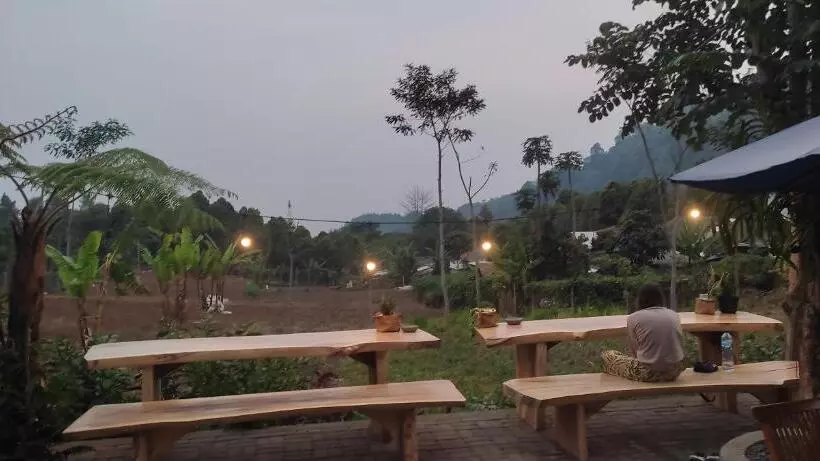 Aamiaismajoitus (B&B) Kopikuin Bromo Homestay