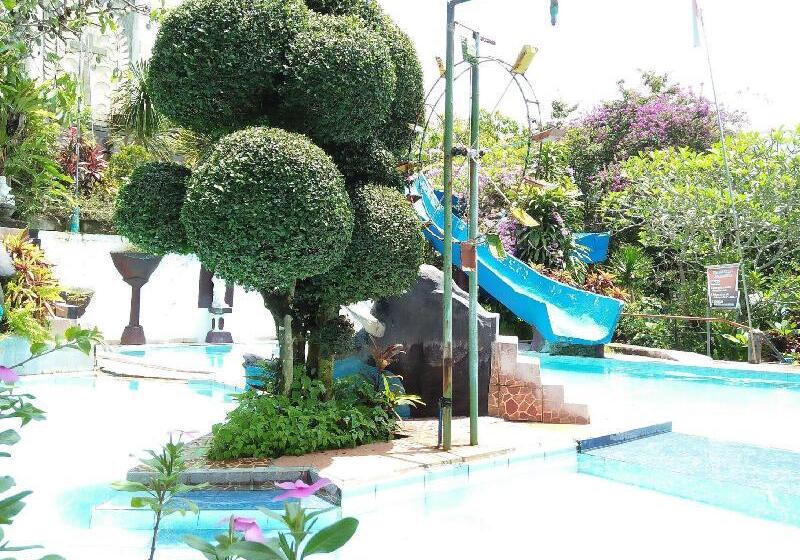 住宿加早餐  Puri Eling Blimbingsari