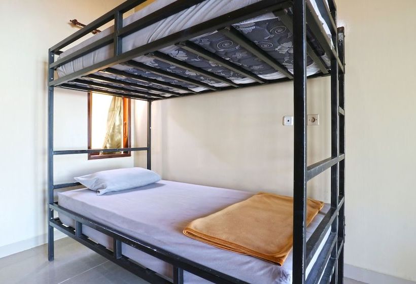 Hang Five Canggu Hostel